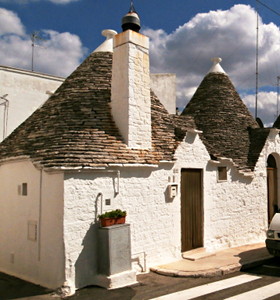 Alberobello-3-Trulli in Puglia