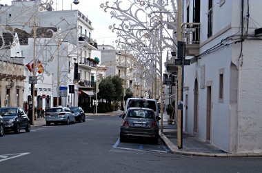 Alberobello-6-Main street with Light Frames