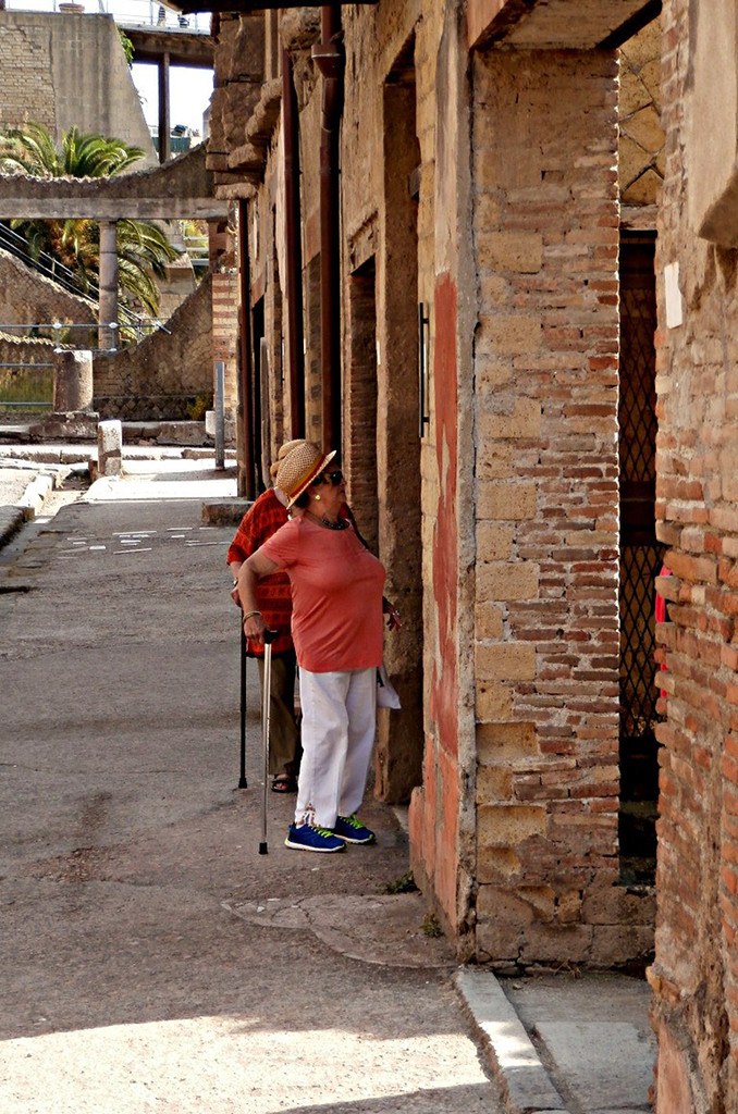 Herculaneum-3-Lolly and Jackie