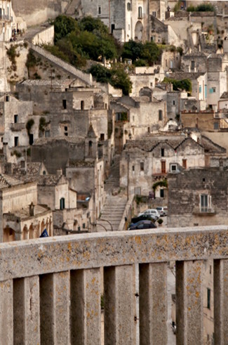Matera-3-A-view-from-above-the-Sassi-getting-around