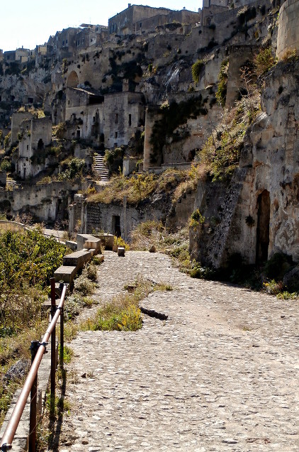 Matera-5-Section-of-the-Sassi-not-restored