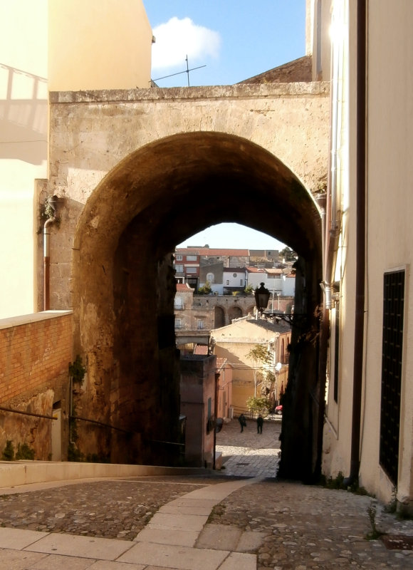 Feisty Saint - One of the two archways into the Cittia Storica 