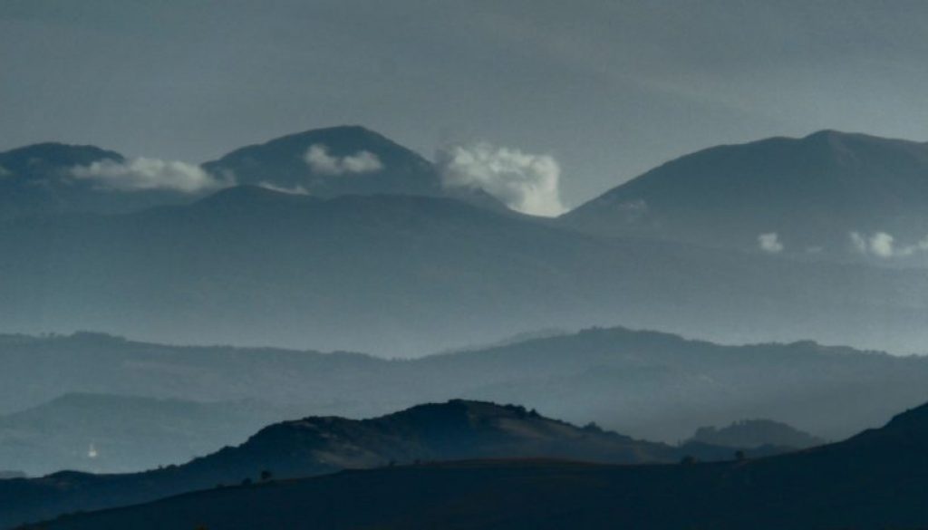 Trivigno - Eye to eye with Eagles - Mountain view near Trivigno