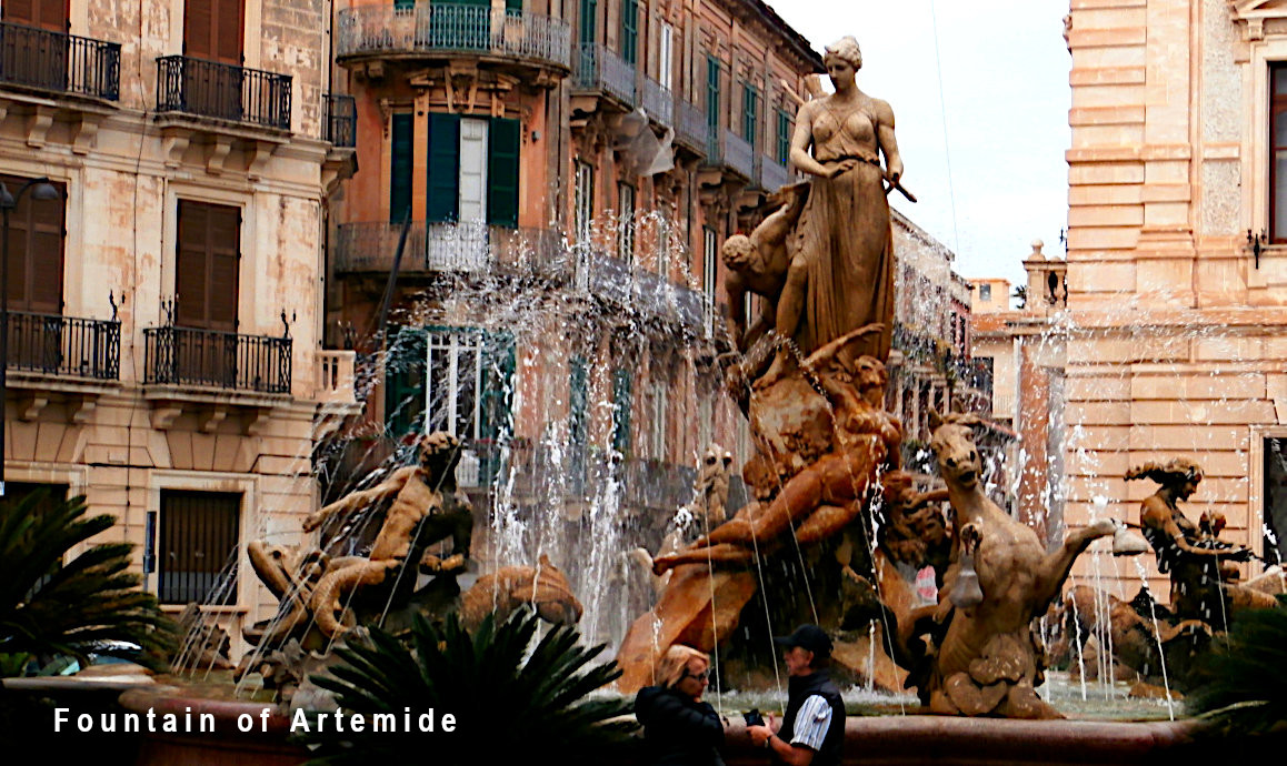 Syracuse - Queen of Sicily - Fountainof Artemide