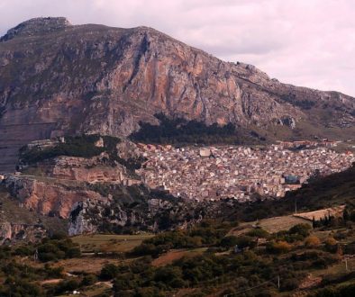 Mountain roads in Sicily - Massif Guardian of Sclafani Bagni