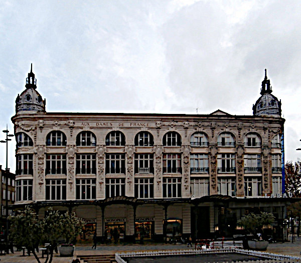 Narbonne - The Old Department Store Building