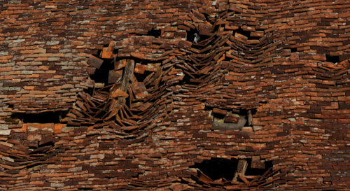 Roof tiles in Bigaroque _ Dordogne